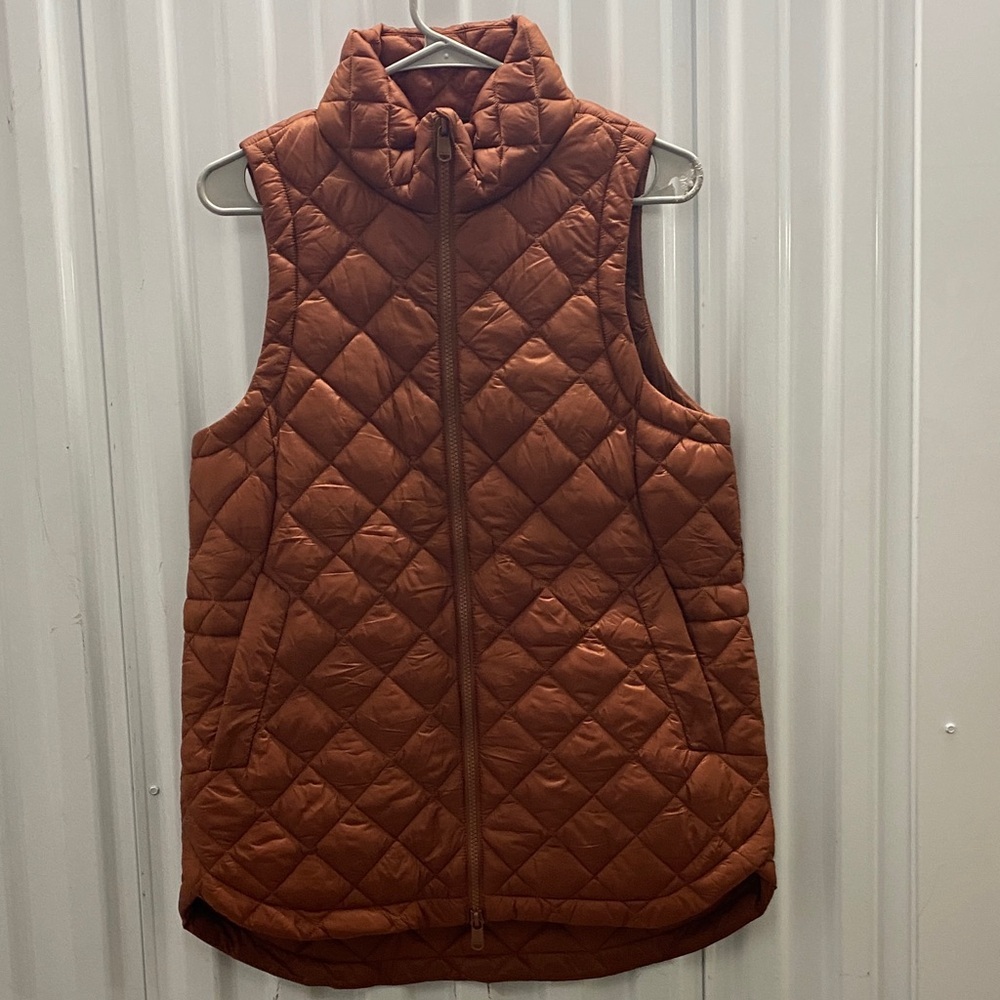 Athleta womens Quilted Brown Sleeveless best size Small